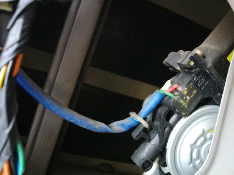 Recambio de elevalunas delantero derecho para kia sorento 2.5 crdi vgt ex1 referencia OEM IAM  2 PINS ELECTRICO