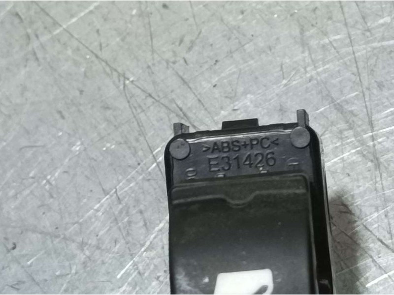 Recambio de mando elevalunas trasero izquierdo para peugeot 2008 (--.2013) allure referencia OEM IAM E31426  