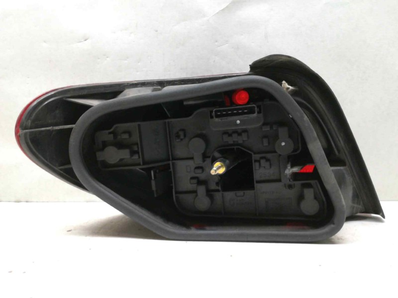 Recambio de piloto trasero derecho para citroën xsara berlina 1.9 d sx referencia OEM IAM   ROZADO