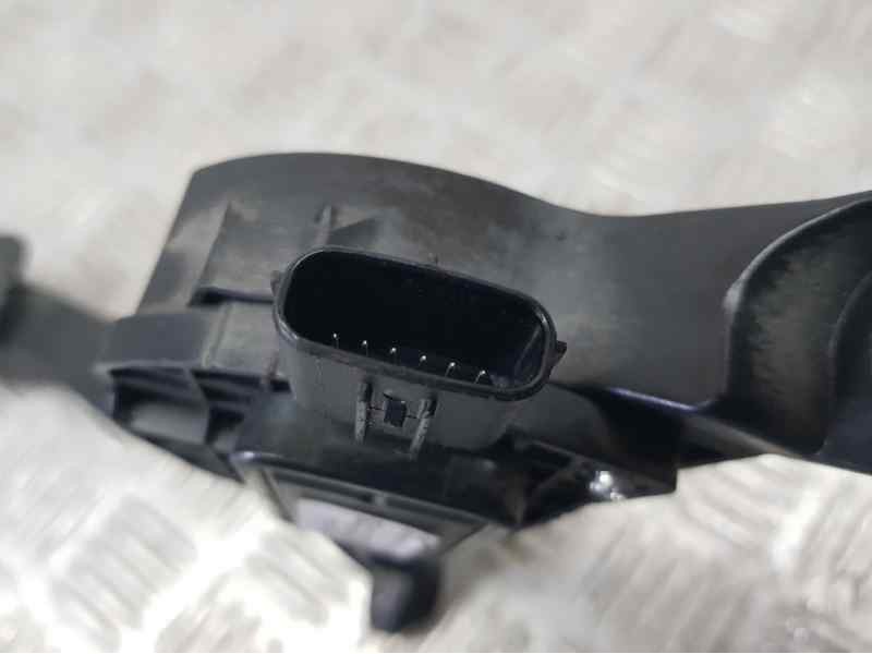 Recambio de potenciometro pedal para kia cee´d drive referencia OEM IAM 32700G4200  