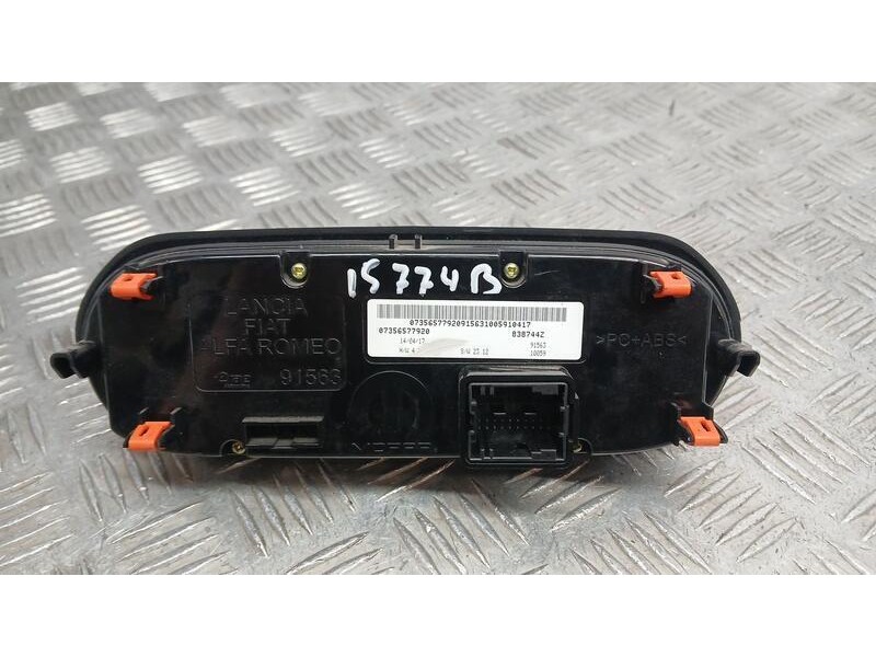 Recambio de mando calefaccion / aire acondicionado para jeep renegade longitude fwd referencia OEM IAM 735657792  838744Z