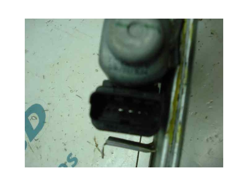 Recambio de elevalunas trasero derecho para renault megane ii berlina 5p confort dynamique referencia OEM IAM 8201010921  6 PINS