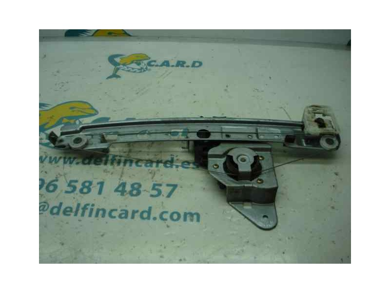 Recambio de elevalunas trasero derecho para renault megane ii berlina 5p confort dynamique referencia OEM IAM 8201010921  6 PINS