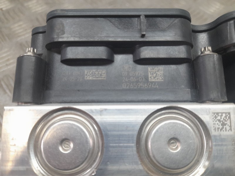 Recambio de abs para peugeot partner furgoneta/monovolumen (k9) 1.5 bluehdi 100 referencia OEM IAM 9841402580  24060616020