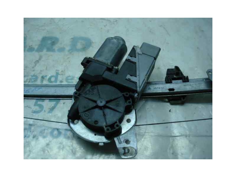 Recambio de elevalunas delantero derecho para citroën c3 1.4 hdi 16v sx referencia OEM IAM 9222AP  6 PINS