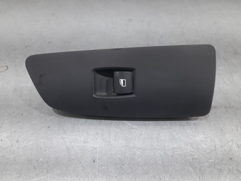 Recambio de mando elevalunas delantero derecho para bmw 1 (e87) 118 d referencia OEM IAM 6970242AI 15939870 DELPHI