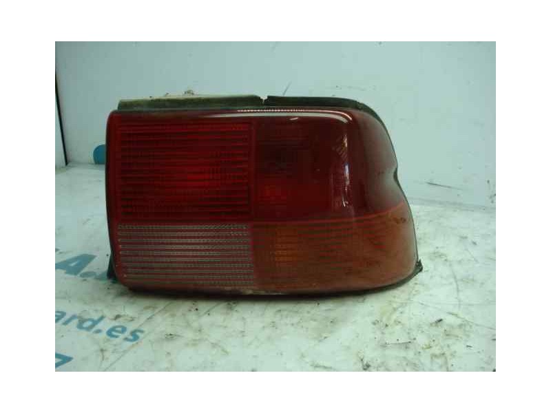 Recambio de piloto trasero derecho para ford escort berlina/turnier cl berlina referencia OEM IAM 1052403  