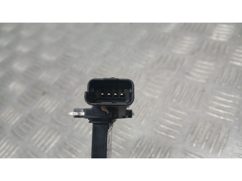 Recambio de caudalimetro para peugeot partner furgoneta/monovolumen (k9) 1.5 bluehdi 100 referencia OEM IAM 9677093080 HITACHI A
