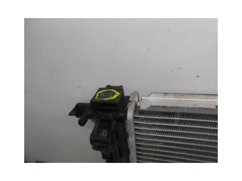 Recambio de radiador agua para chevrolet cruze ls referencia OEM IAM 10E24AQ  2 PATAS ROTAS