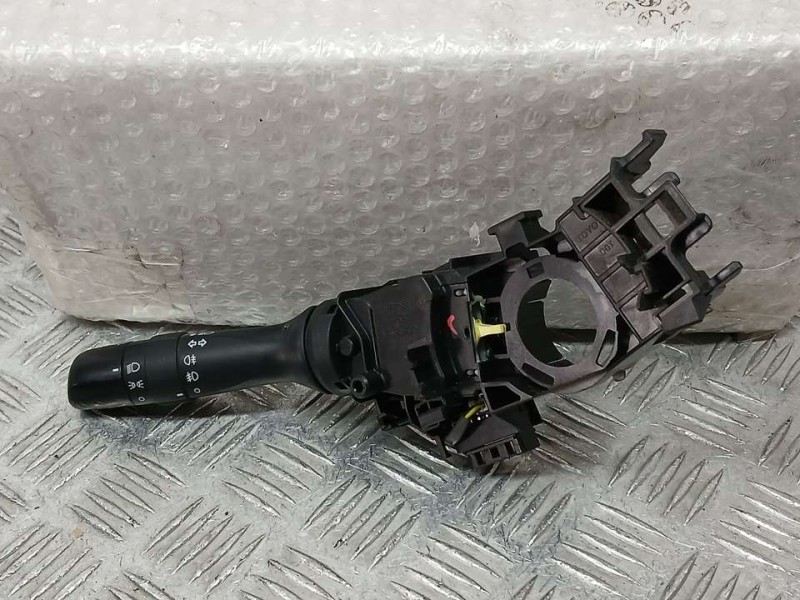 Recambio de mando luces para toyota verso active referencia OEM IAM 173832  
