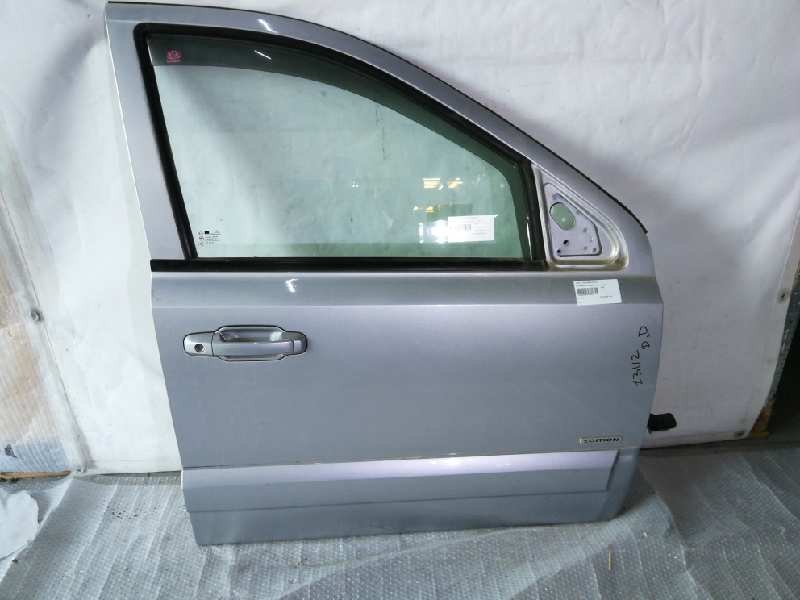 Recambio de puerta delantera derecha para kia sorento 2.5 crdi vgt ex1 referencia OEM IAM   