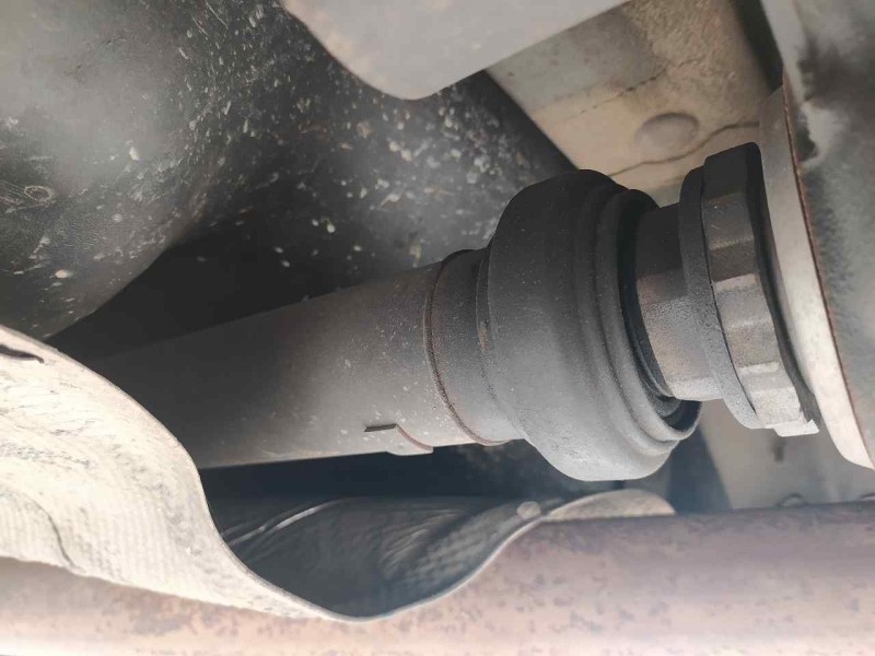 Recambio de transmision central para bmw x5 (e70) 3.0 d referencia OEM IAM 26107564396  TRASERA