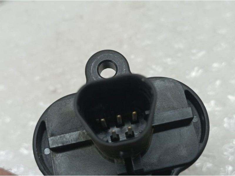 Recambio de caudalimetro para opel astra j lim. selective referencia OEM IAM 13301682 0280218268 BOSCH