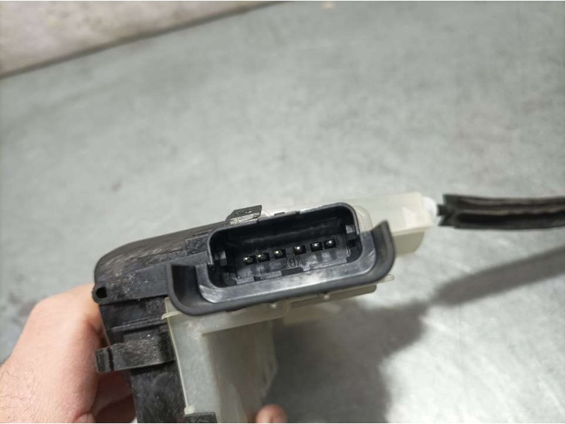 Recambio de cerradura puerta delantera izquierda para peugeot 508 sw allure referencia OEM IAM 131545 16943566 ELECTRICA