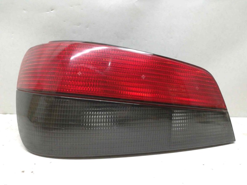 Recambio de piloto trasero izquierdo para peugeot 306 berlina 3/4/5 puertas (s2) referencia OEM IAM   