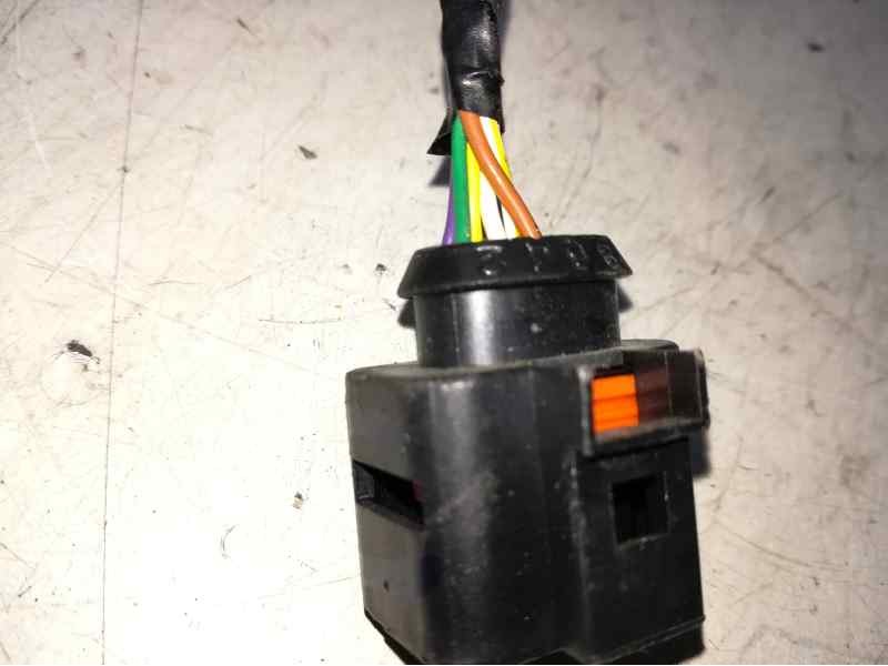 Recambio de retrovisor izquierdo para seat leon st (5f8) style referencia OEM IAM  5 CABLES ELECTRICO
