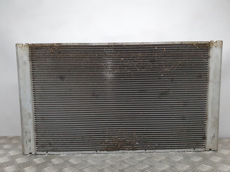 Recambio de radiador agua para bmw serie 5 berlina (e60) 520d referencia OEM IAM 779587802 E9990003 BEHR