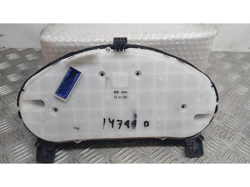 Recambio de cuadro instrumentos para opel astra j lim. selective referencia OEM IAM 13460582  600775881