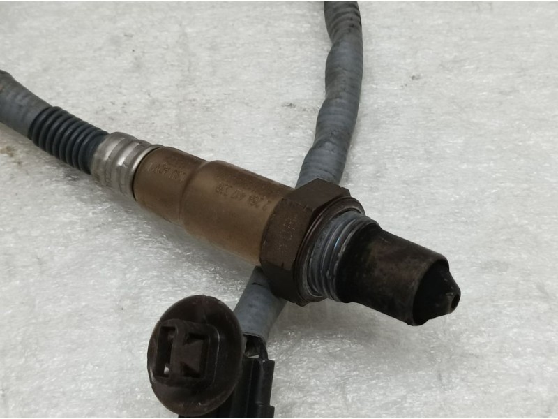 Recambio de sonda lambda para dacia sandero stepway referencia OEM IAM 8201395330 0281004221 BOSCH