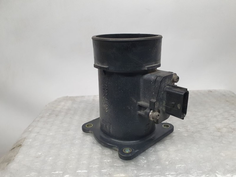 Recambio de caudalimetro para nissan x-trail (t30) comfort referencia OEM IAM 22680AW400  