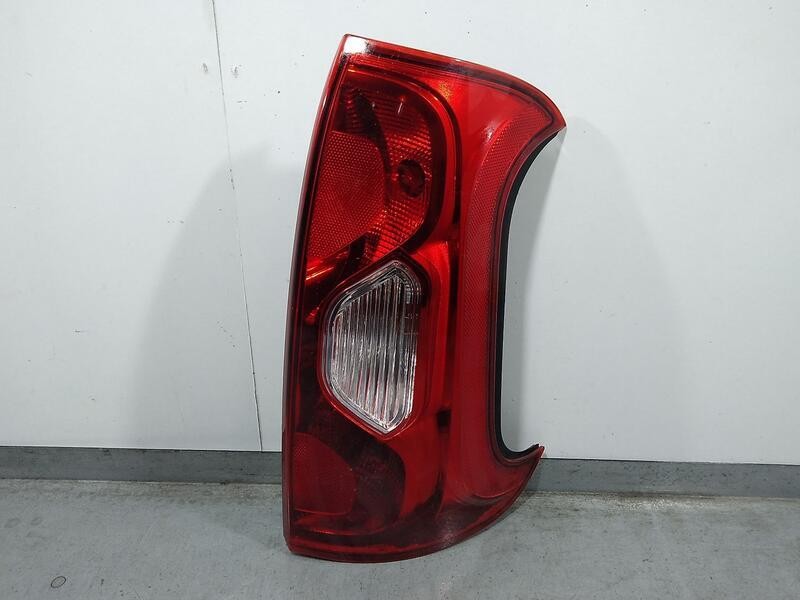 Recambio de piloto trasero derecho para fiat panda (319) lounge referencia OEM IAM 02049099900010 51843642 mako