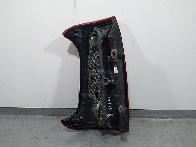 Recambio de piloto trasero derecho para fiat panda (319) lounge referencia OEM IAM 02049099900010 51843642 mako