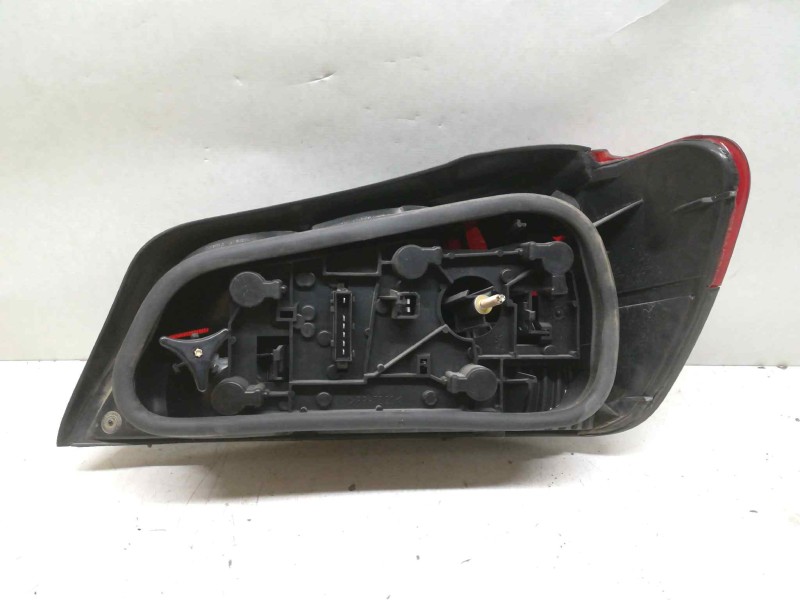 Recambio de piloto trasero izquierdo para peugeot 306 berlina 3/4/5 puertas (s2) referencia OEM IAM   