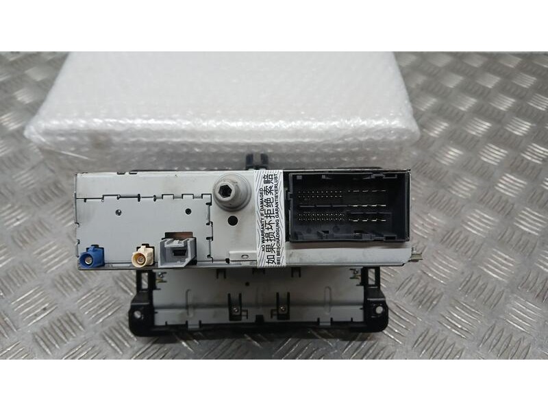 Recambio de sistema navegacion gps para jeep renegade longitude fwd referencia OEM IAM 7356724990 CONTINENTAL A2C384188040000371