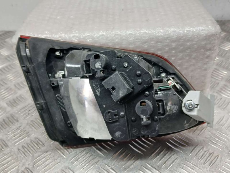 Recambio de piloto trasero derecho para bmw serie 2 active tourer (f45) 218d referencia OEM IAM 63217311042  INTERIOR MANCHADO