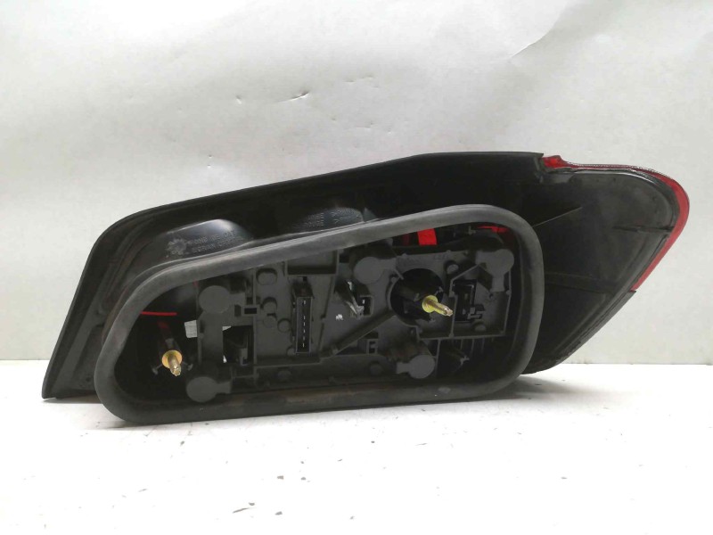 Recambio de piloto trasero izquierdo para peugeot 306 berlina 3/4/5 puertas (s2) referencia OEM IAM   