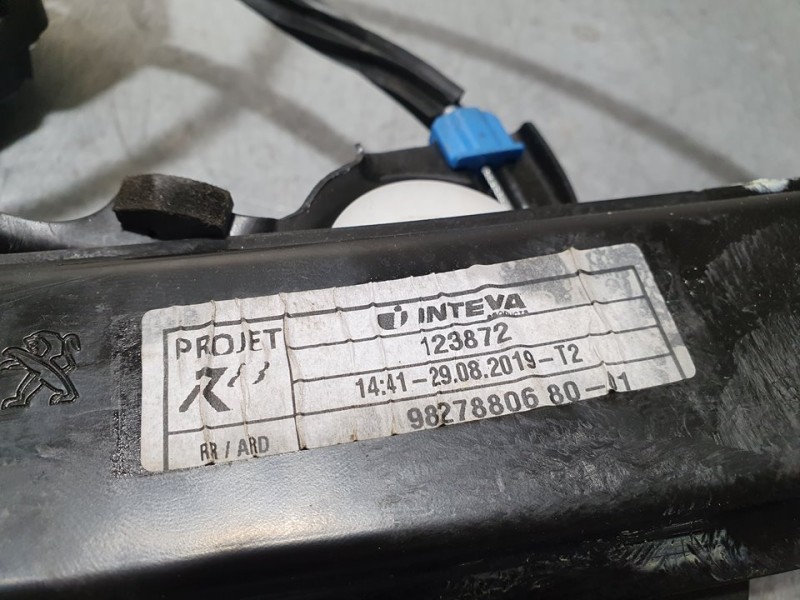 Recambio de elevalunas trasero derecho para peugeot 508 sw allure referencia OEM IAM 9827880680 123872 INTEVA ELECTRICO 8 PINES