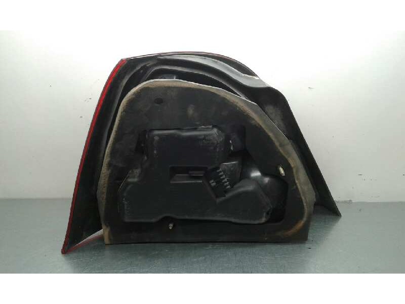 Recambio de piloto trasero derecho para mg serie 200 (rf) 2.0 turbodiesel referencia OEM IAM   