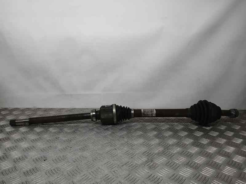 Recambio de transmision delantera derecha para peugeot 3008 allure referencia OEM IAM 9684135480  