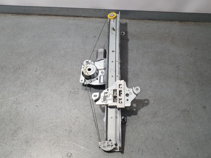 Recambio de elevalunas delantero izquierdo para nissan micra v (k14) acenta referencia OEM IAM 807305FA1A 0620403840 DENSO ELECT