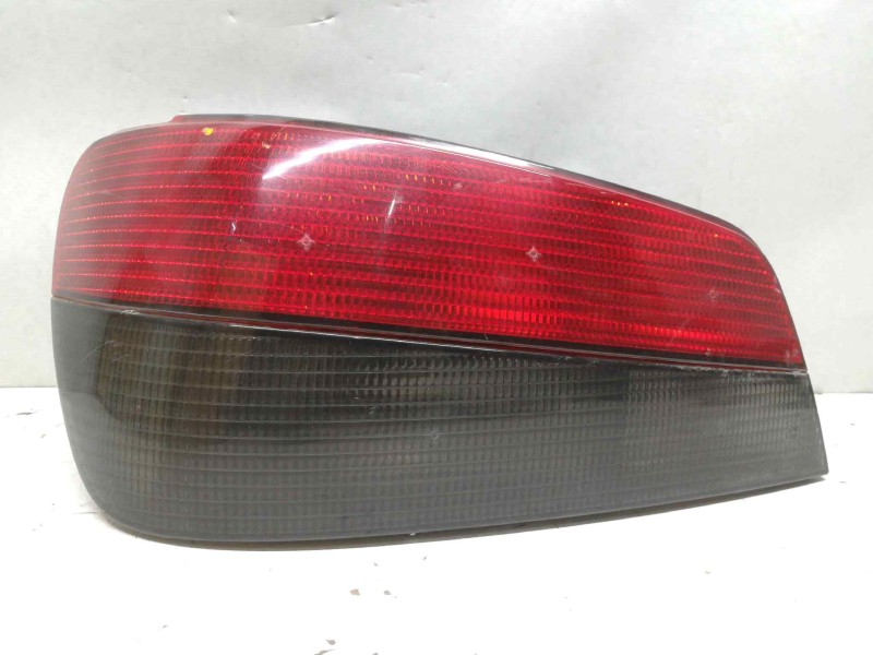 Recambio de piloto trasero izquierdo para peugeot 306 berlina 3/4/5 puertas (s2) referencia OEM IAM   