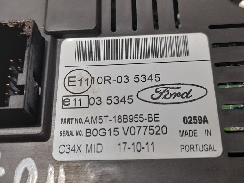Recambio de pantalla multifuncion para ford focus lim. (cb8) ambiente referencia OEM IAM E1110R035345  