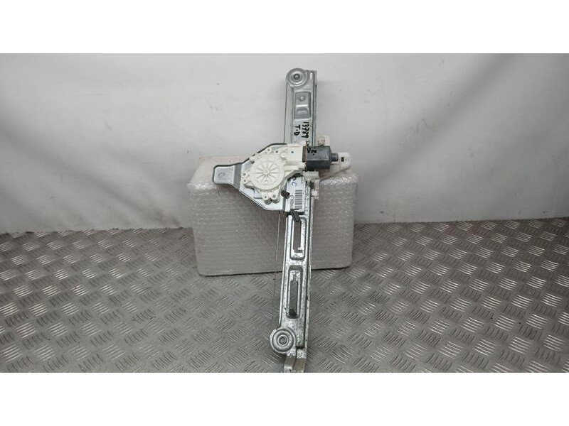 Recambio de elevalunas trasero derecho para jeep compass limited referencia OEM IAM 5074822AA  ELECTRICO 2 PINS