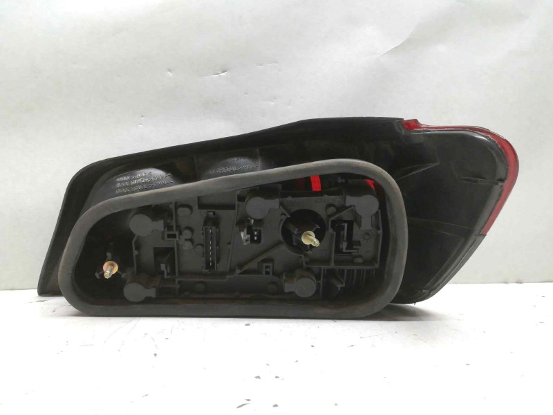 Recambio de piloto trasero izquierdo para peugeot 306 berlina 3/4/5 puertas (s2) referencia OEM IAM   