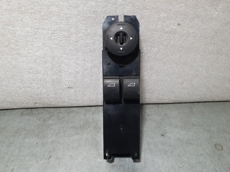 Recambio de mando elevalunas delantero izquierdo para ford transit courier ambiente referencia OEM IAM DT1T14A132FB 10145124 
