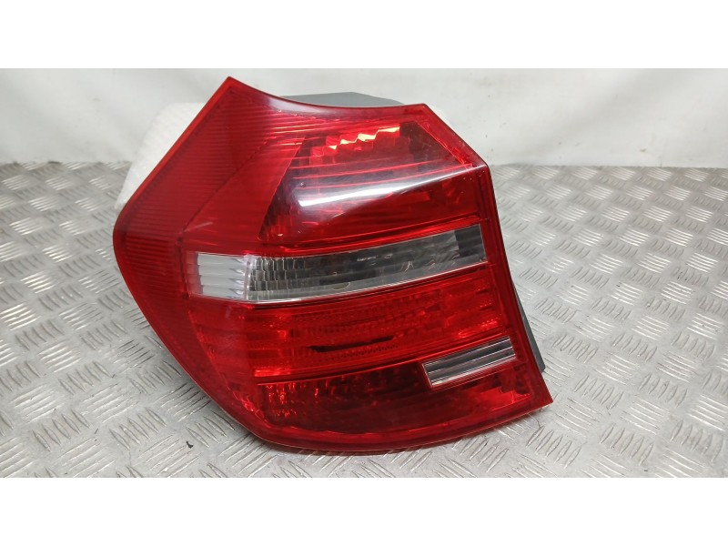 Recambio de piloto trasero izquierdo para bmw 1 (e87) 118 d referencia OEM IAM 7164855  