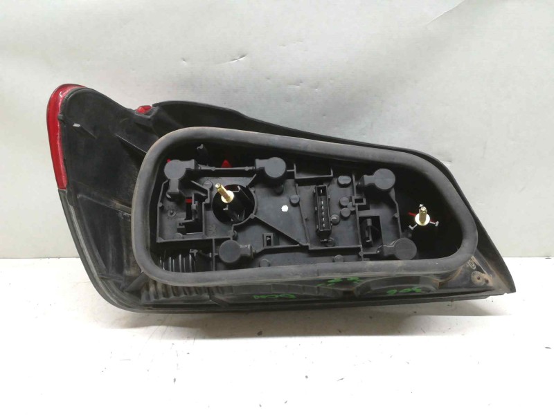 Recambio de piloto trasero derecho para peugeot 306 berlina 3/4/5 puertas (s2) referencia OEM IAM   
