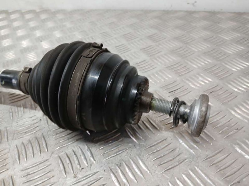 Recambio de transmision delantera derecha para bmw serie 2 active tourer (f45) 218d referencia OEM IAM 861194205 15540010 