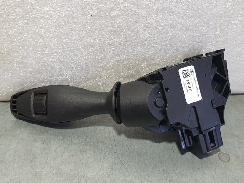 Recambio de mando limpia para ford transit courier ambiente referencia OEM IAM 8A6917A553AA 0122655024 