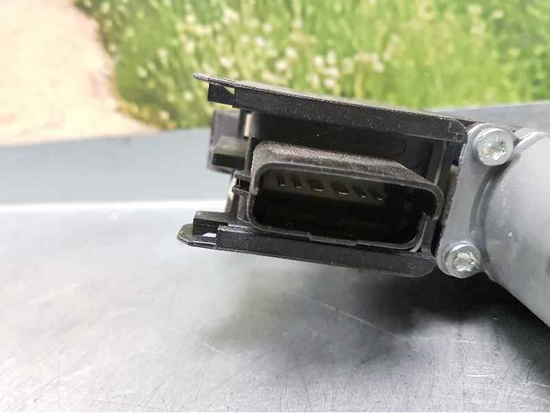 Recambio de motor elevalunas trasero derecho para hyundai i30 classic referencia OEM IAM   6 PINS