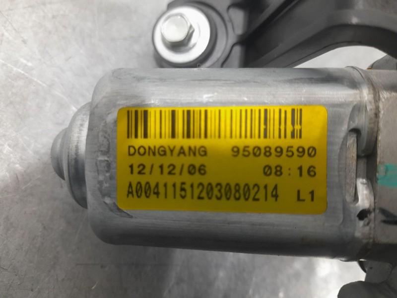 Recambio de motor limpia trasero para chevrolet cruze hatchback (j305) 2.0 cdi referencia OEM IAM 95089590  