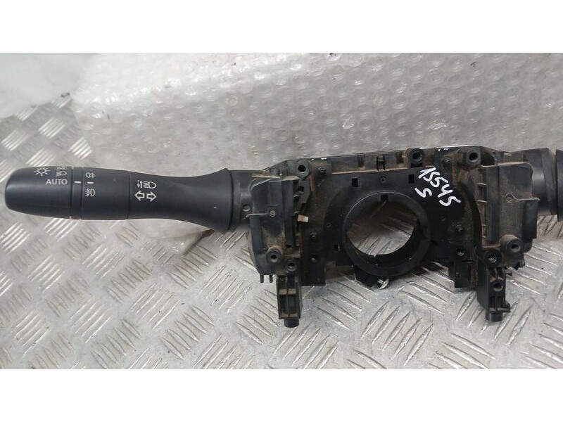 Recambio de mando luces y limpia para nissan pulsar (c13) acenta referencia OEM IAM 255604EA0E  16927SN1