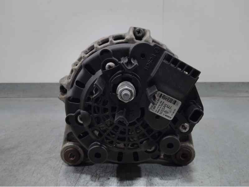 Recambio de alternador para nissan x-trail (t32) acenta referencia OEM IAM 231004BE0A  BOSCH