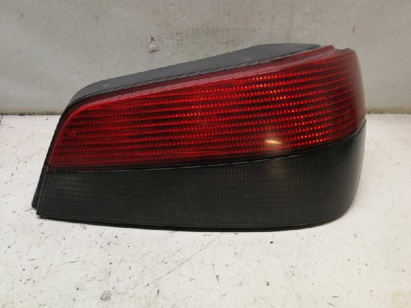 Recambio de piloto trasero derecho para » otros... no usar standard referencia OEM IAM  1000000138269 