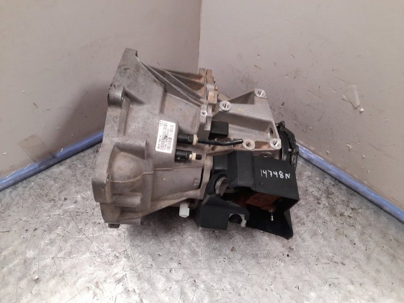 Recambio de caja cambios para ford fusion (cbk) ambiente referencia OEM IAM 2N1R7002NC 090608 5VELOCIDADES