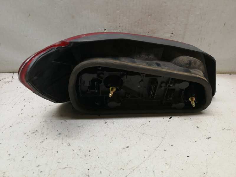 Recambio de piloto trasero derecho para » otros... no usar standard referencia OEM IAM  1000000138269 